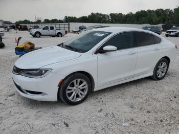  Salvage Chrysler 200