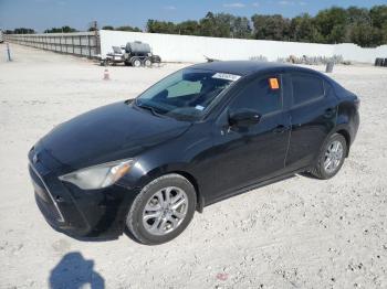  Salvage Toyota Yaris