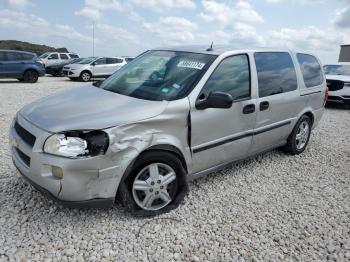  Salvage Chevrolet Uplander