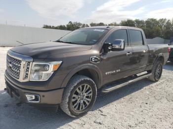  Salvage Nissan Titan