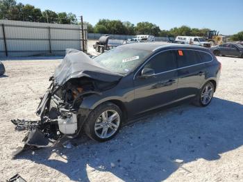  Salvage Volvo V60