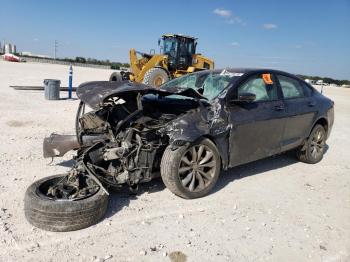  Salvage Chrysler 200