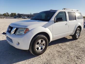  Salvage Nissan Pathfinder