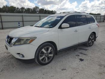  Salvage Nissan Pathfinder