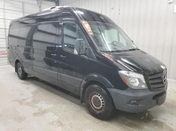  Salvage Mercedes-Benz Sprinter