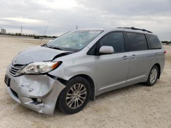  Salvage Toyota Sienna