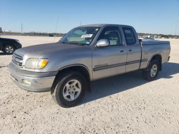  Salvage Toyota Tundra