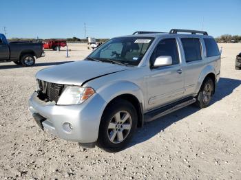  Salvage Nissan Pathfinder