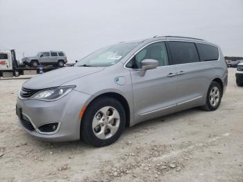  Salvage Chrysler Pacifica