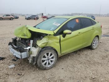  Salvage Ford Fiesta