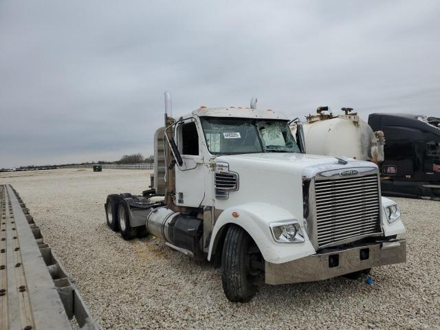  Salvage Freightliner 122sd