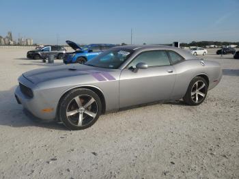  Salvage Dodge Challenger