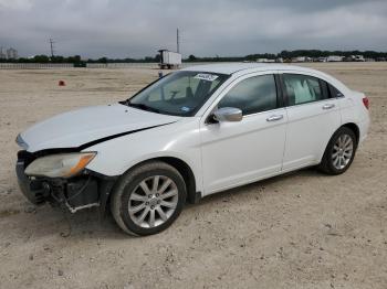  Salvage Chrysler 200