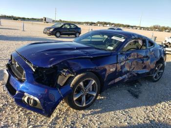  Salvage Ford Mustang