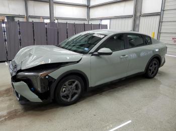 Salvage Kia K4 Lx