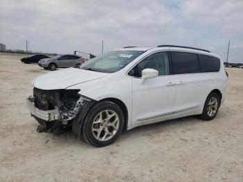  Salvage Chrysler Pacifica