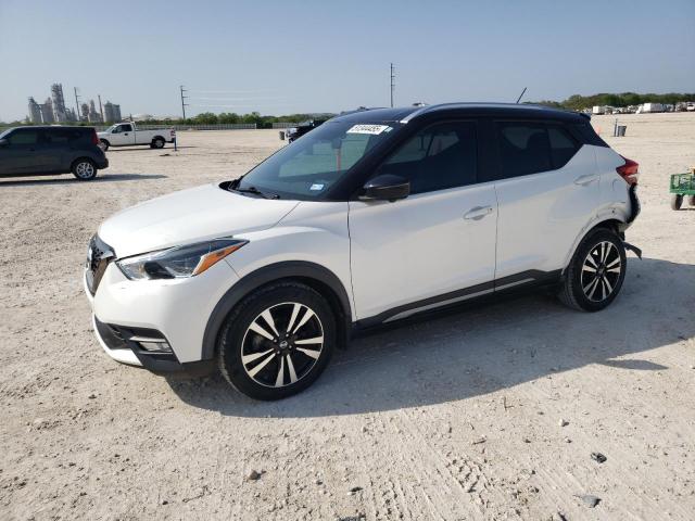  Salvage Nissan Kicks