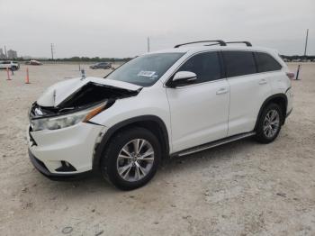  Salvage Toyota Highlander