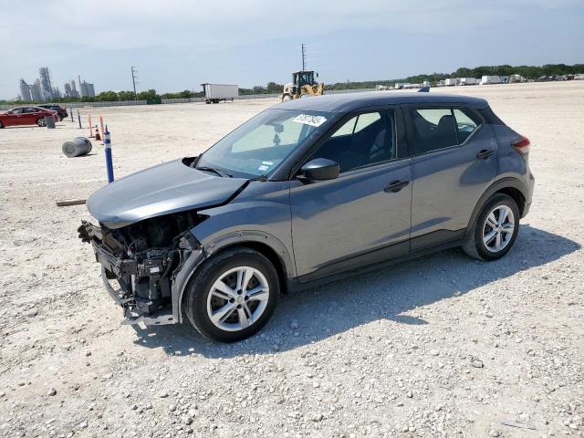  Salvage Nissan Kicks