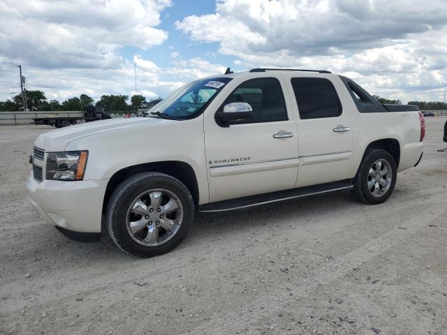  Salvage Chevrolet Avalanche