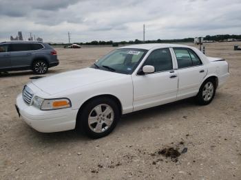  Salvage Ford Crown Vic