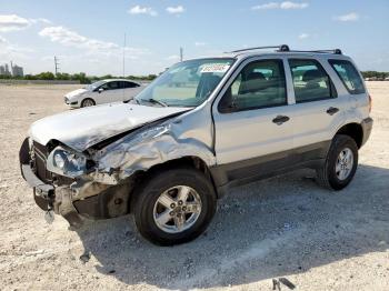  Salvage Ford Escape