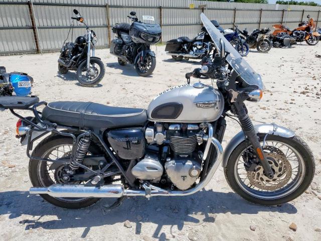  Salvage Triumph Car Bonneville