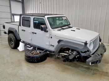  Salvage Jeep Gladiator