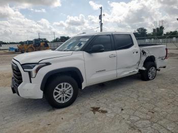  Salvage Toyota Tundra