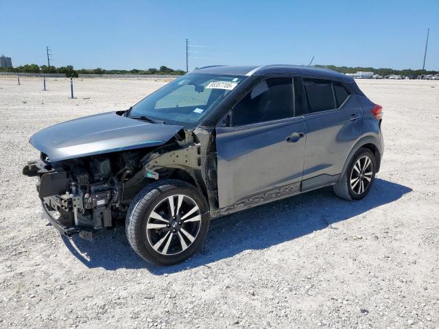  Salvage Nissan Kicks