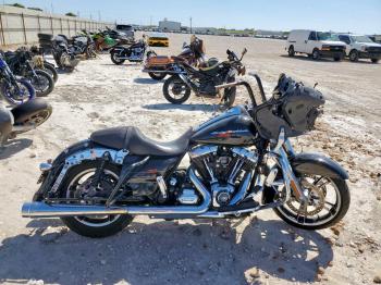  Salvage Harley-Davidson Fl