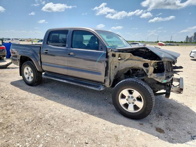 Toyota Tacoma Double Cab Image 7