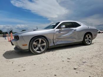  Salvage Dodge Challenger
