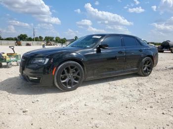  Salvage Chrysler 300