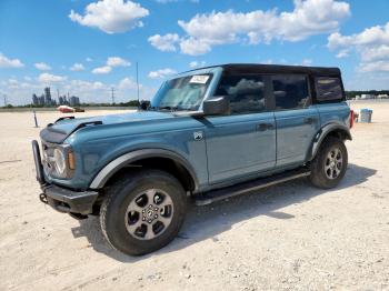  Salvage Ford Bronco