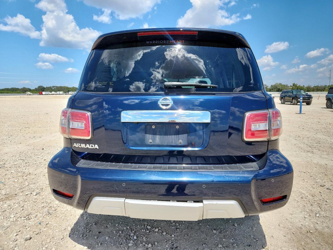 Nissan Armada Sv Image 13