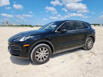  Salvage Porsche Cayenne
