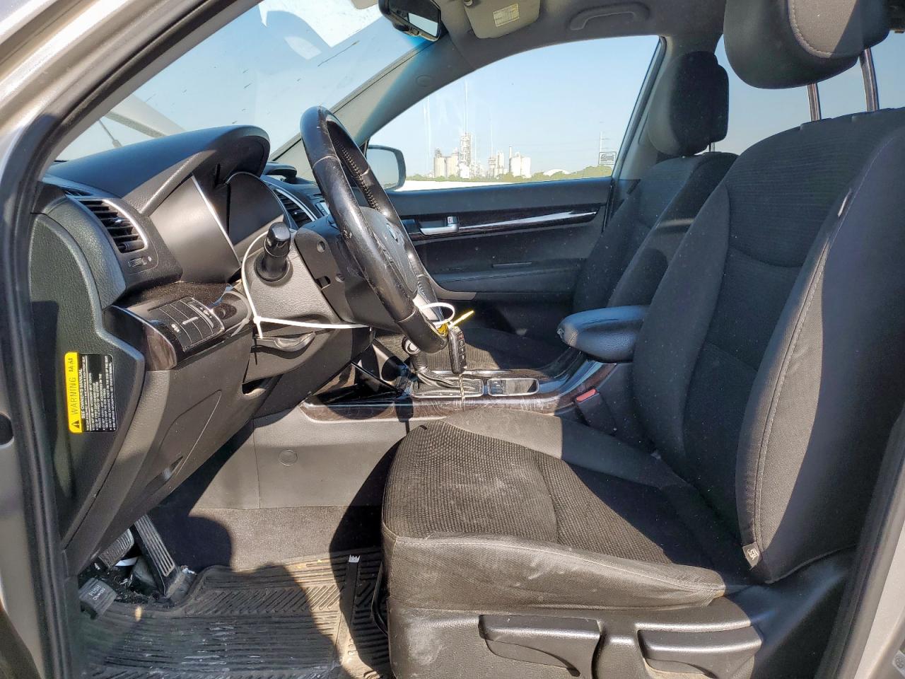 Kia Sorento Lx Image 8