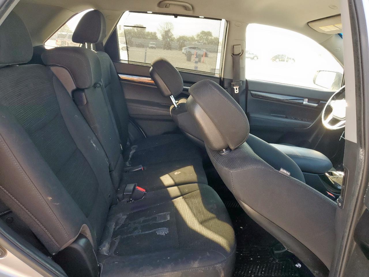 Kia Sorento Lx Image 10