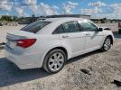 Chrysler 200 Touring Image 2