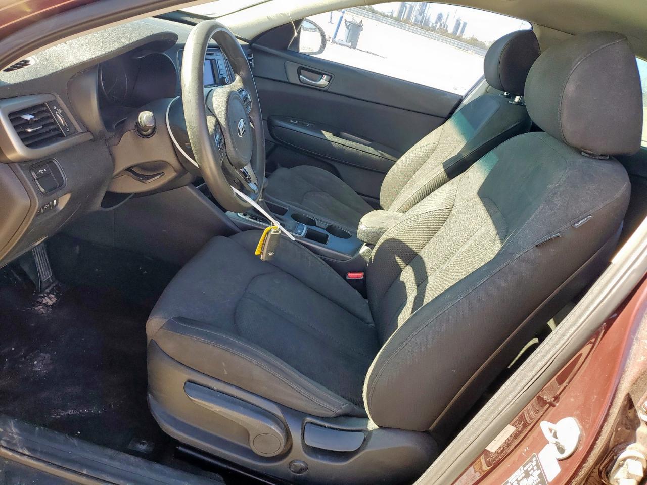 Kia Optima Lx Image 4