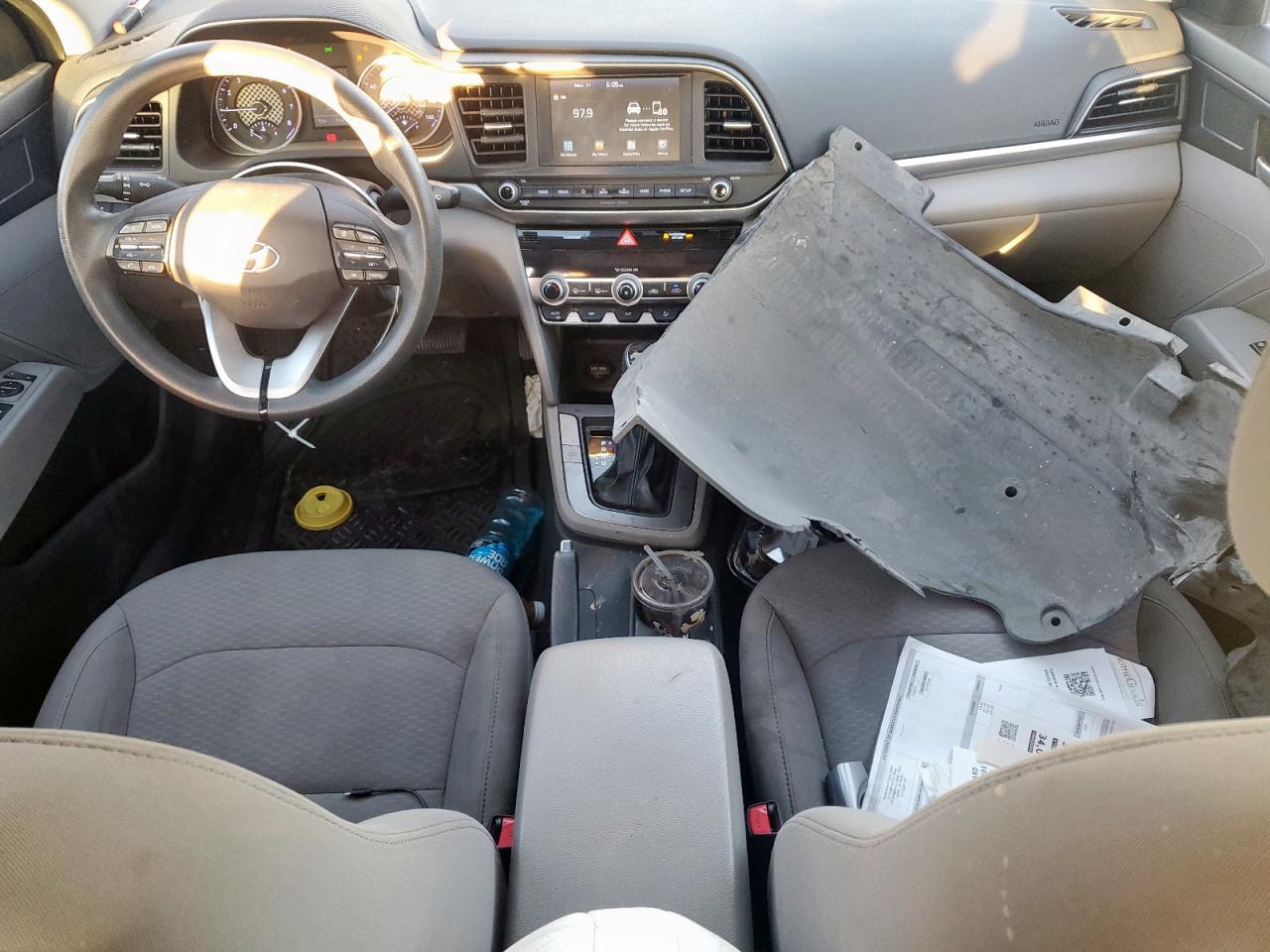 Hyundai ELANTRA Sel Image 10