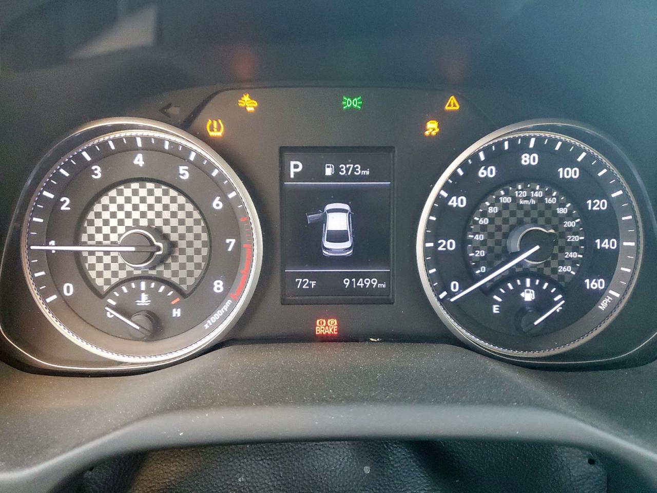 Hyundai ELANTRA Sel Image 2