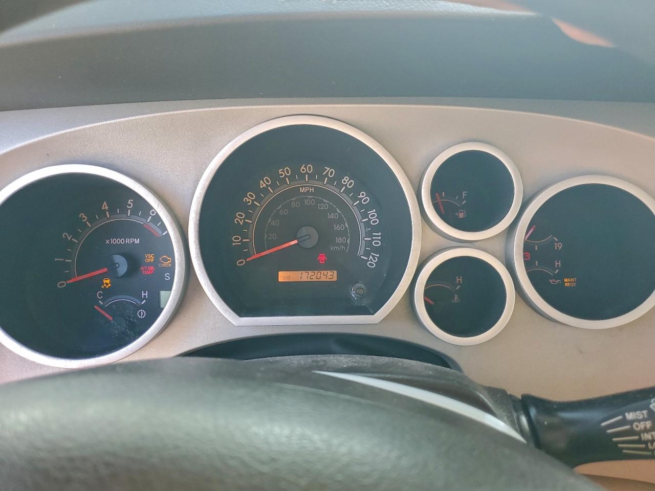 Toyota Tundra Double Cab Image 7