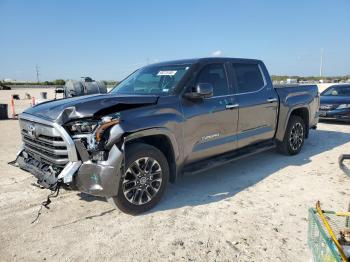  Salvage Toyota Tundra