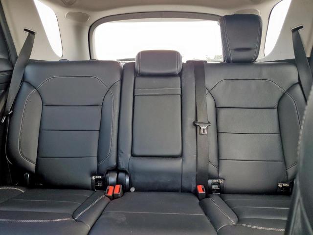 Mercedes-Benz M-Class 550 4matic Image 9