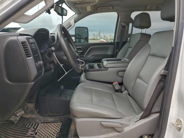 Chevrolet Silverado K2500 Heavy Duty Image 5