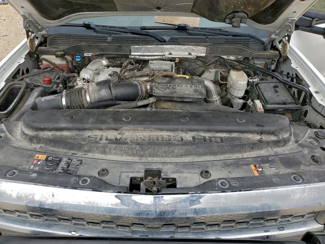 Chevrolet Silverado K2500 Heavy Duty Image 12