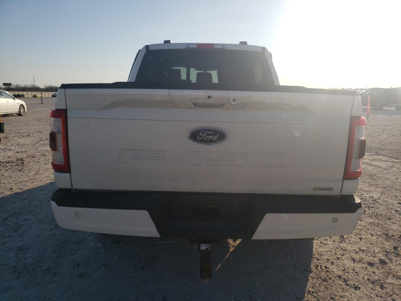 Ford F-150 Supercrew Image 11