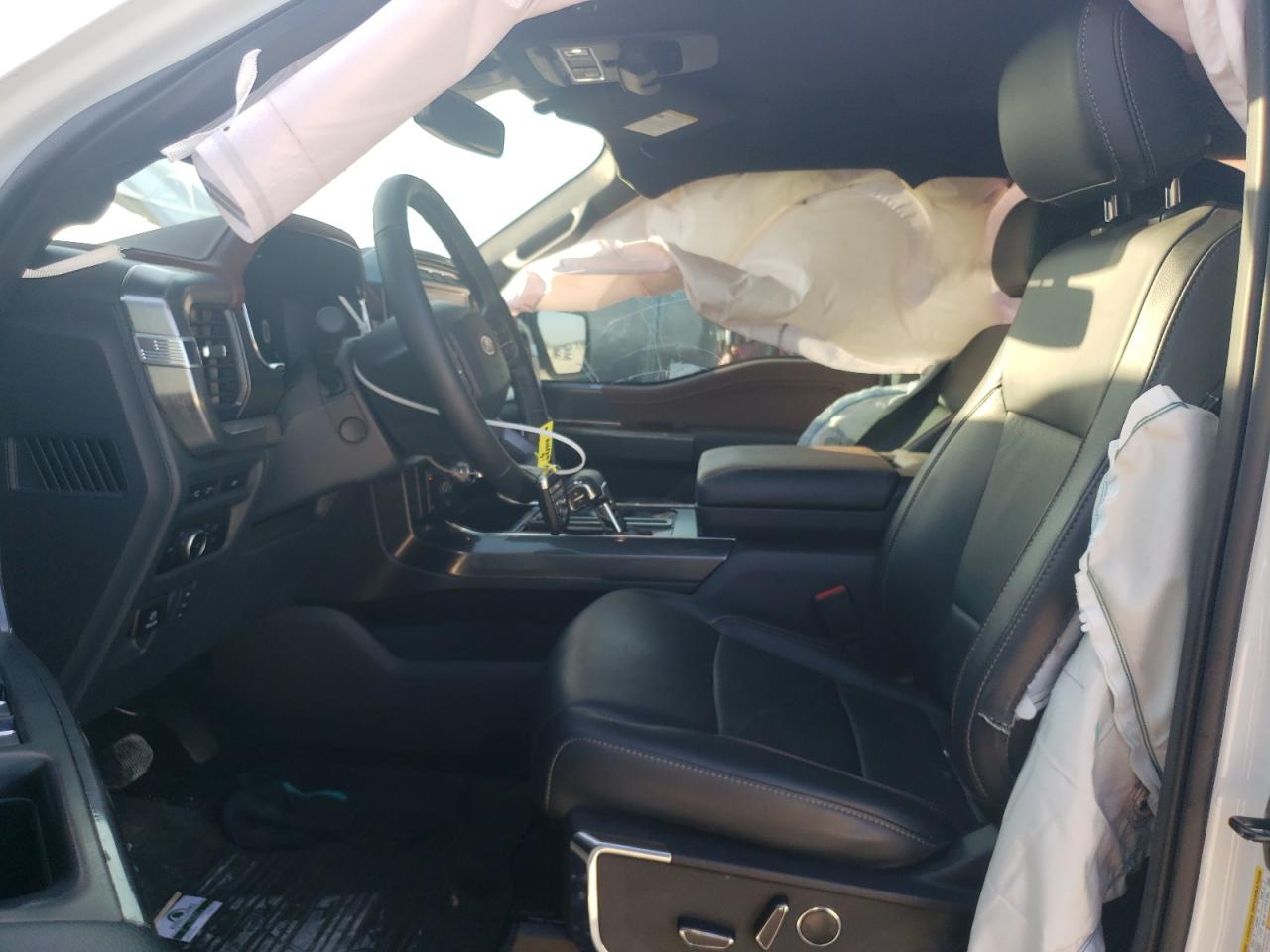 Ford F-150 Supercrew Image 9